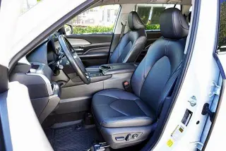 Toyota Grand Highlander 2024 AWD XLE 4dr SUV
