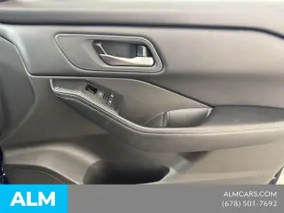Nissan Rogue 2025 SV 4dr Crossover