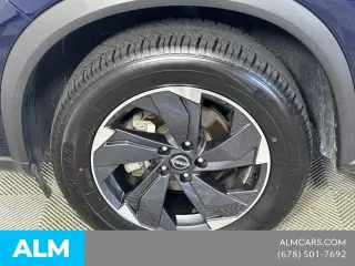Nissan Rogue 2025 SV 4dr Crossover