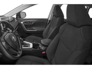 Toyota RAV4 2025 LE 4dr SUV