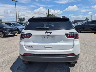 Jeep Compass 2023 4x4 Altitude 4dr SUV