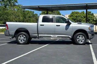 Ram 2500 2024 4x4 Big Horn 4dr Crew Cab 6.3 ft. SB Pickup
