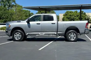 Ram 2500 2024 4x4 Big Horn 4dr Crew Cab 6.3 ft. SB Pickup