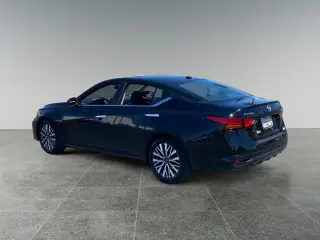 Nissan Altima 2025 2.5 SV 4dr Sedan