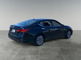 Nissan Altima 2025 2.5 SV 4dr Sedan