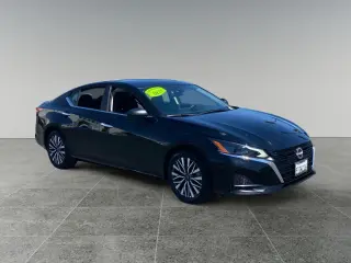 Nissan Altima 2025 2.5 SV 4dr Sedan