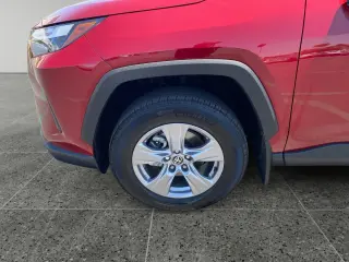 Toyota RAV4 2025 XLE 4dr SUV
