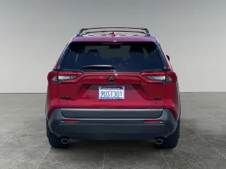 Toyota RAV4 2025 XLE 4dr SUV