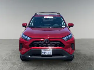Toyota RAV4 2025 XLE 4dr SUV