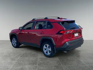 Toyota RAV4 2025 XLE 4dr SUV