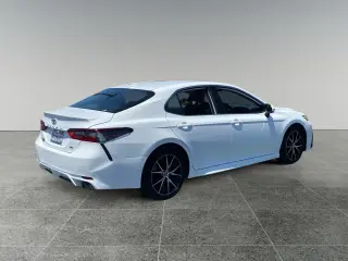 Toyota Camry 2023