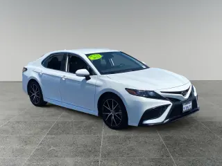 Toyota Camry 2023