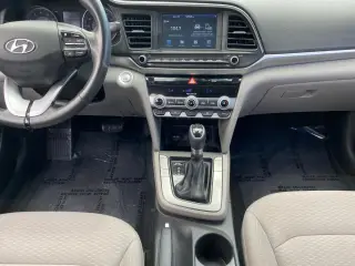 Hyundai ELANTRA 2020