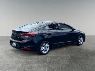Hyundai ELANTRA 2020