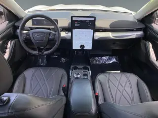 Ford Mustang Mach-E 2023 Select 4dr SUV