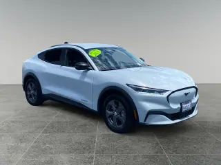 Ford Mustang Mach-E 2023 Select 4dr SUV