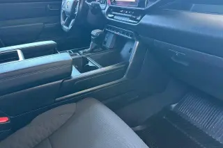 Toyota Tundra 2025 4x2 SR 4dr CrewMax Cab Pickup SB