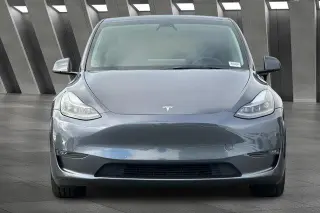 Tesla Model Y 2022 AWD Performance 4dr Crossover