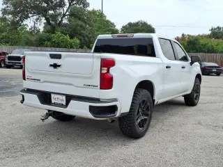 Chevrolet Silverado 1500 2023 4x2 Custom 4dr Crew Cab 5.8 ft. SB