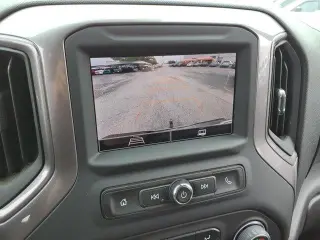 Chevrolet Silverado 1500 2023 4x2 Custom 4dr Crew Cab 5.8 ft. SB