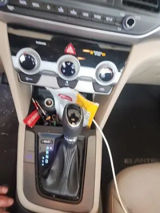 Hyundai ELANTRA 2019 SE 4dr Sedan 6M