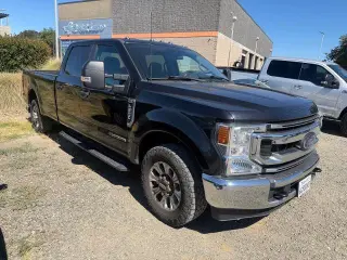 Ford F-250 Super Duty 2022 4x2 Lariat 4dr Crew Cab 6.8 ft. SB Pickup