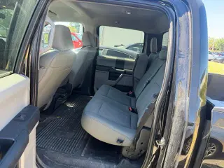 Ford F-250 Super Duty 2022 4x2 Lariat 4dr Crew Cab 6.8 ft. SB Pickup
