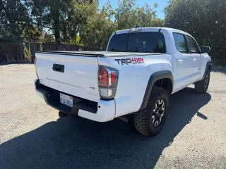 Toyota Tacoma 2021 4x4 TRD Pro 4dr Double Cab 5.0 ft SB 6M