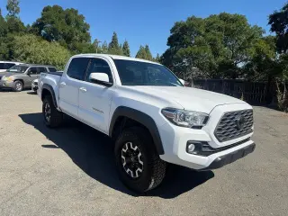 Toyota Tacoma 2021 4x4 TRD Pro 4dr Double Cab 5.0 ft SB 6M