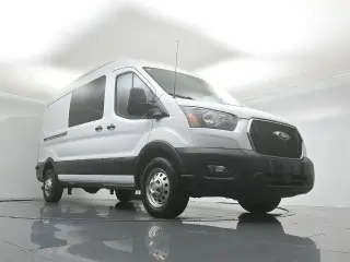 Ford Transit 2023 250 3dr SWB Medium Roof Crew Van
