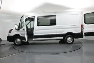 Ford Transit 2023 250 3dr SWB Medium Roof Crew Van