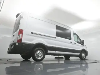 Ford Transit 2023 250 3dr SWB Medium Roof Crew Van