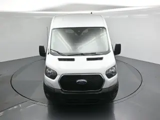 Ford Transit 2023 250 3dr SWB Medium Roof Crew Van