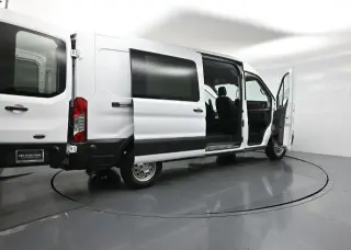 Ford Transit 2023 250 3dr SWB Medium Roof Crew Van