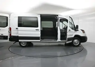 Ford Transit 2023 250 3dr SWB Medium Roof Crew Van