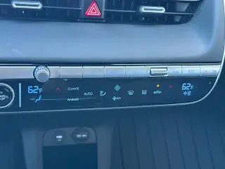 Hyundai IONIQ 5 2024 SE 4dr Crossover