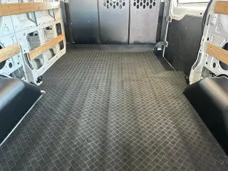 Ford Transit 2025 250 3dr LWB Low Roof Cargo Van