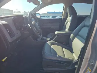 Chevrolet Colorado 2019 4x4 Work Truck 4dr Crew Cab 5 ft. SB