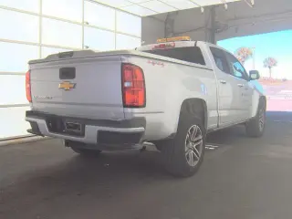 Chevrolet Colorado 2019 4x4 Work Truck 4dr Crew Cab 5 ft. SB