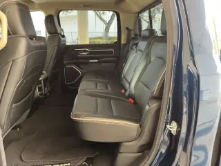 Ram 1500 2020 4x2 Laramie 4dr Crew Cab 5.6 ft. SB Pickup
