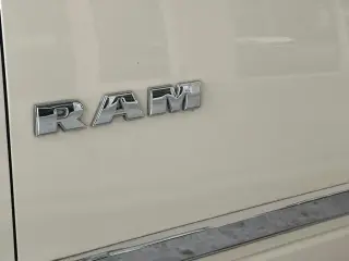 Dodge Ram 1500 2010 4x2 ST 4dr Crew Cab 5.5 ft. SB Pickup