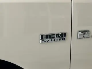 Dodge Ram 1500 2010 4x2 ST 4dr Crew Cab 5.5 ft. SB Pickup