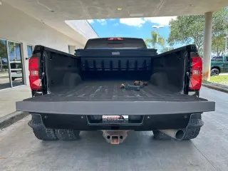 GMC Sierra 3500HD 2016 4x4 Denali 4dr Crew Cab SB SRW