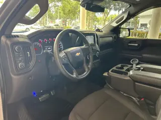 Chevrolet Silverado 1500 2024 4x4 Custom 4dr Crew Cab 5.8 ft. SB