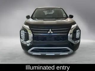 Mitsubishi Outlander 2023 ES 4dr SUV