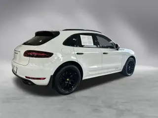 Porsche Macan 2017 AWD GTS 4dr SUV