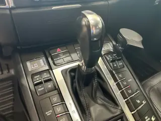 Porsche Macan 2017 AWD GTS 4dr SUV