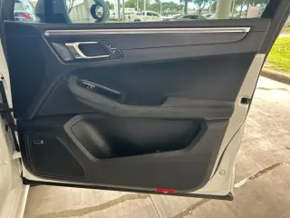 Porsche Macan 2017 AWD GTS 4dr SUV