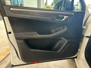 Porsche Macan 2017 AWD GTS 4dr SUV