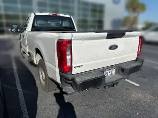 Ford F-250 Super Duty 2024 4x2 XL 2dr Regular Cab 8 ft. LB Pickup